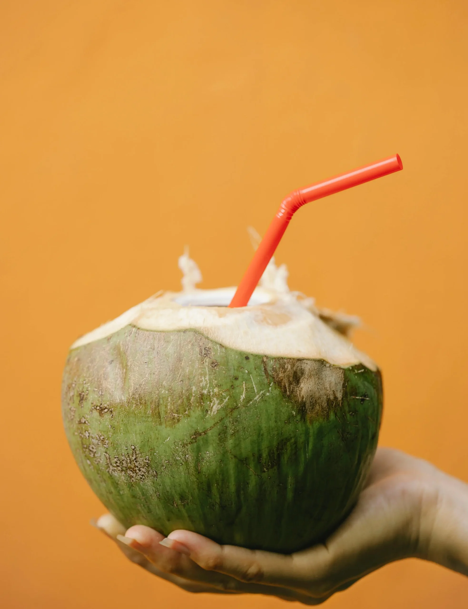 8 Incredible Benefits of Coconut Water For Skin: Get That Flawless Glow!